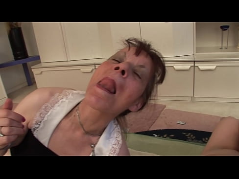 ❤️ Dve babici in en dedek imajo seks v troje ❤ Sex video na sl.makesexnotwar.ru ❌