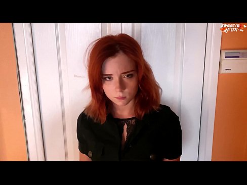 ❤️ Varnostnik kaznuje lepo žensko za krajo v trgovini - sperma v ustih ❤ Sex video na sl.makesexnotwar.ru ❌