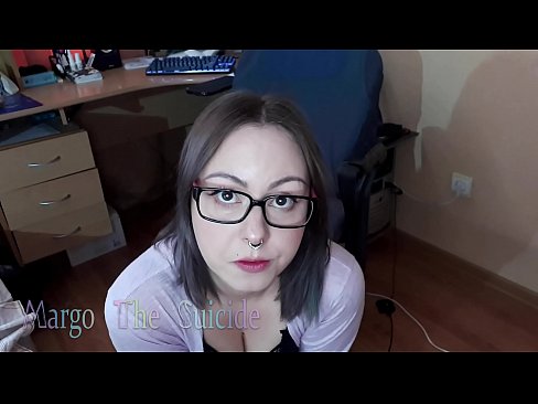 ❤️ Seksi dekle z očali globoko sesa dildo pred kamero ❤ Sex video na sl.makesexnotwar.ru ❌